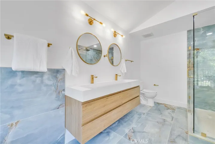 5995 E Avenida La Vida, Anaheim Hills, California 92807
