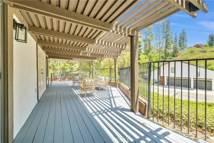 5995 E Avenida La Vida, Anaheim Hills, California 92807