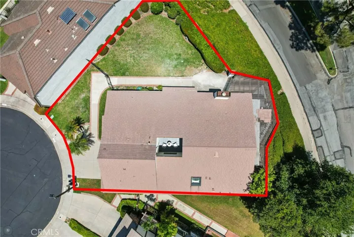 5995 E Avenida La Vida, Anaheim Hills, California 92807
