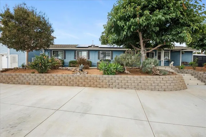 1869 York Drive, Vista, California 92084