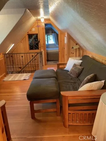 218 Woodmen Street, Mammoth Lakes, California 93546