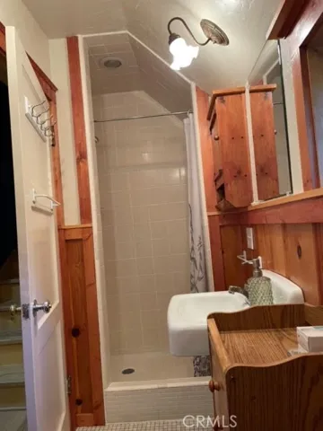 218 Woodmen Street, Mammoth Lakes, California 93546