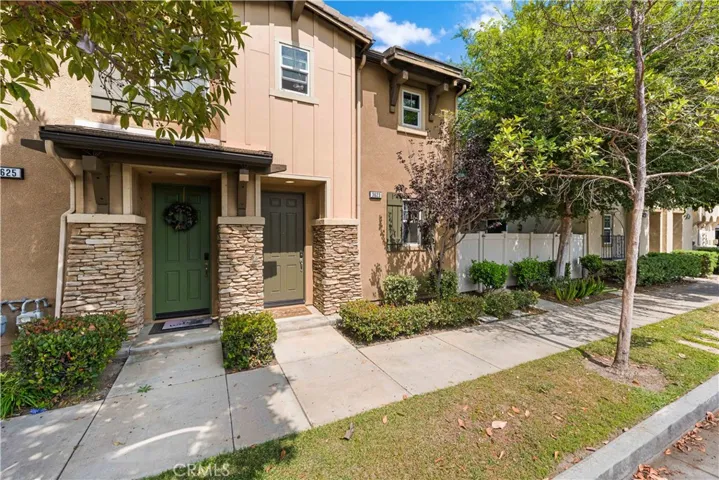3623 Dunkirk Drive, Oxnard, California 93035