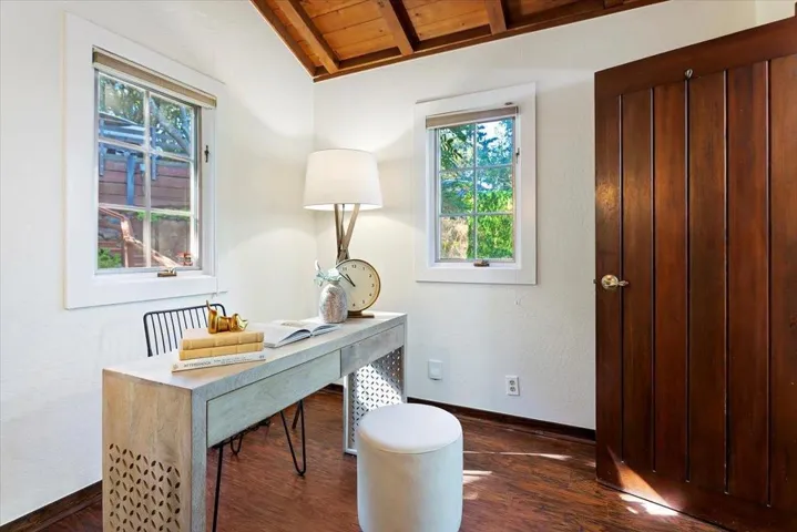 42 La Encinal, Orinda, California 94563