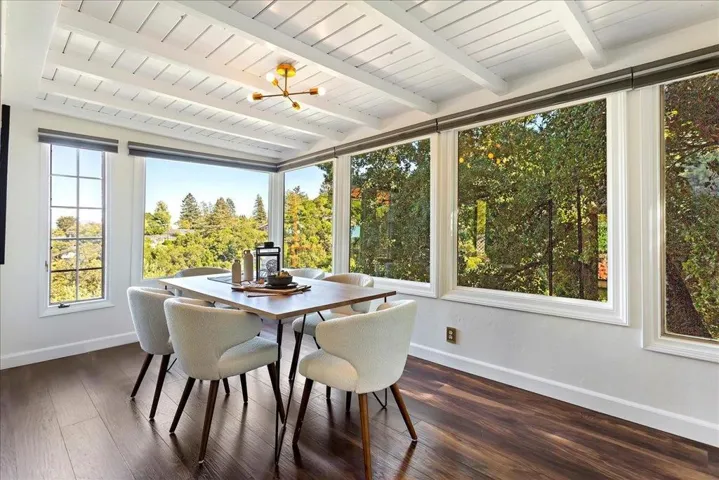 42 La Encinal, Orinda, California 94563