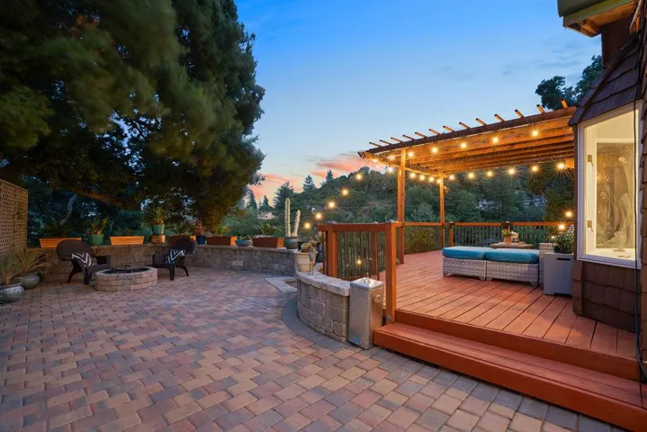42 La Encinal, Orinda, California 94563