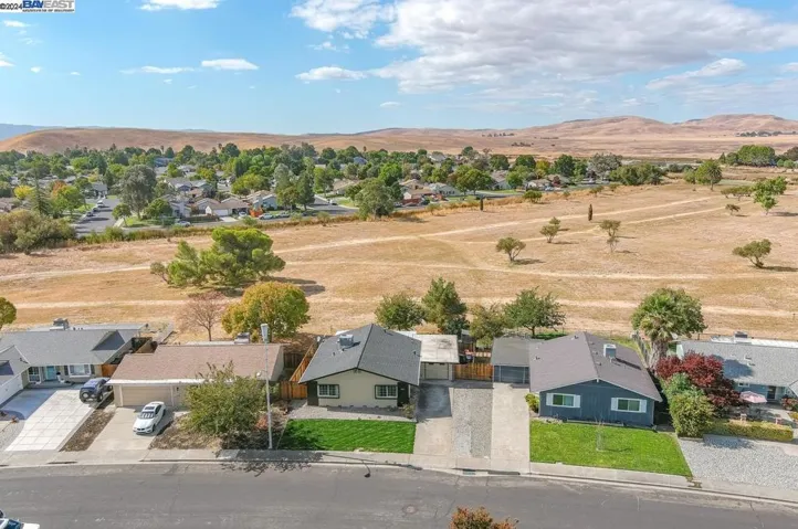 1654 Hollyhock St, Livermore, California 94551