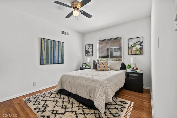 15517 Wyandotte St, Van Nuys, California 91406