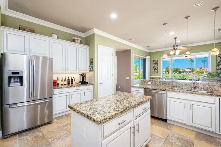 24-web-or-mls-JL_Triufino_0924_024