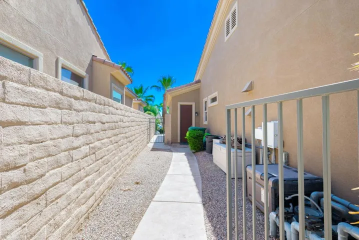 47-web-or-mls-JL_Triufino_0924_047