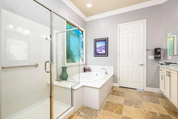 52-web-or-mls-JL_Triufino_0924_052