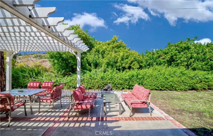 26715 Basswood Avenue, Rancho Palos Verdes, California 90275