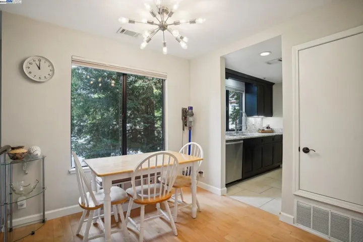 3374 Smoketree Commons Dr, Pleasanton, California 94566