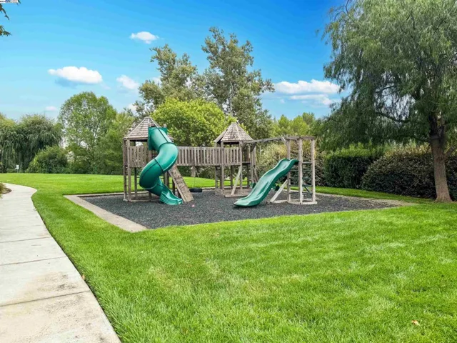 816 Waverly Cmm, Livermore, California 94550