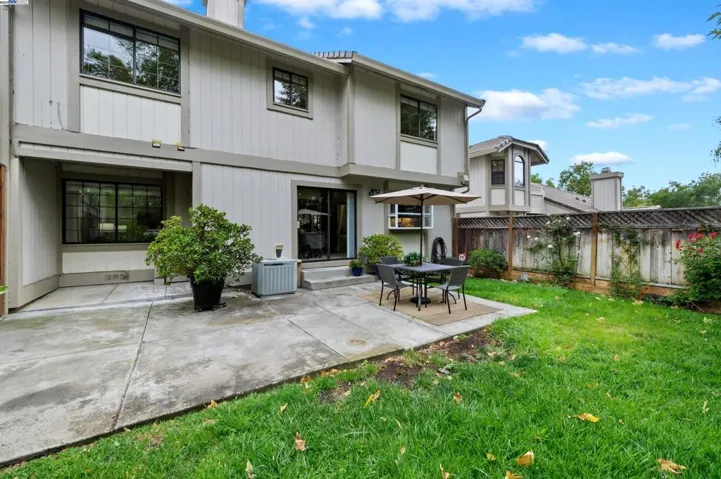 816 Waverly Cmm, Livermore, California 94550