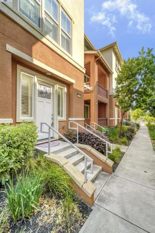 37952 Luma Ter, Newark, California 94560