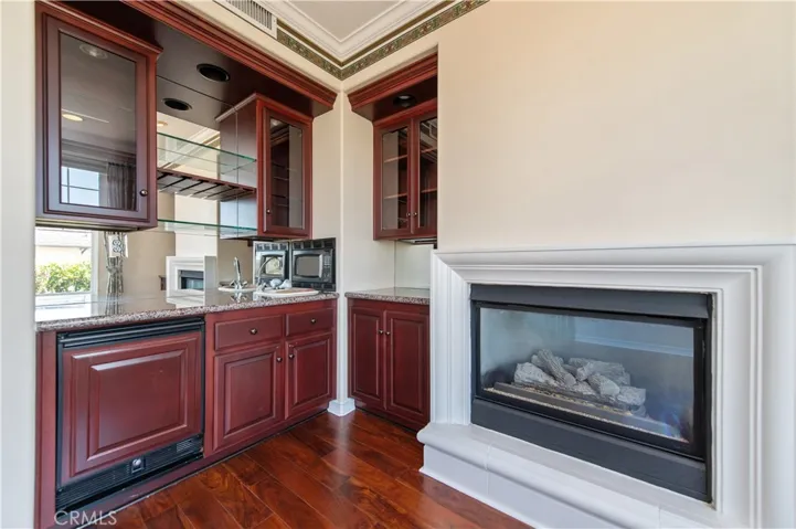 1 Mansfield Drive, Irvine, California 92620