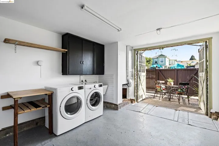 2944 Minna Ave, Oakland, California 94619