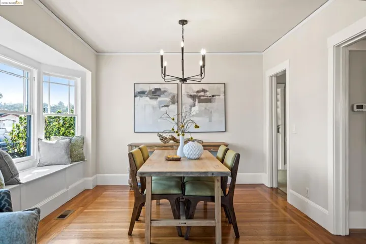 2944 Minna Ave, Oakland, California 94619