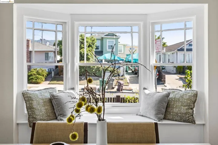 2944 Minna Ave, Oakland, California 94619