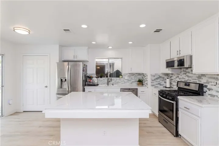 15586 Buckboard Lane, Moreno Valley, California 92555