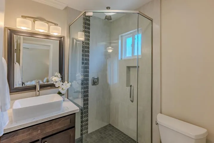 1185 Hazelwood Avenue, Campbell, California 95008