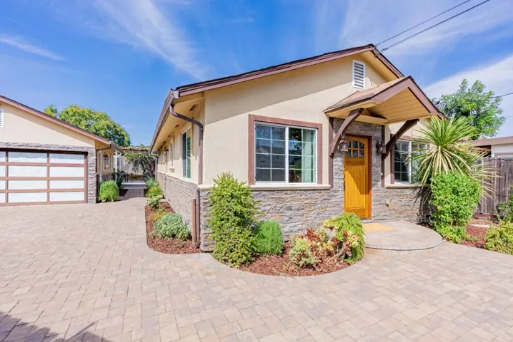 1185 Hazelwood Avenue, Campbell, California 95008