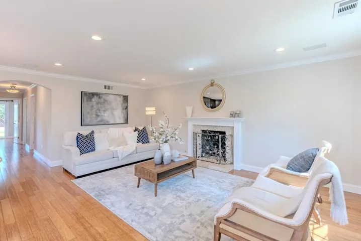 1185 Hazelwood Avenue, Campbell, California 95008