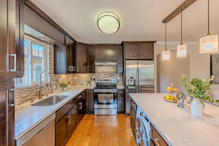 1185 Hazelwood Avenue, Campbell, California 95008