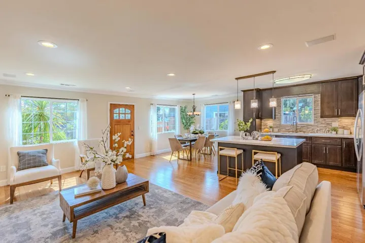 1185 Hazelwood Avenue, Campbell, California 95008