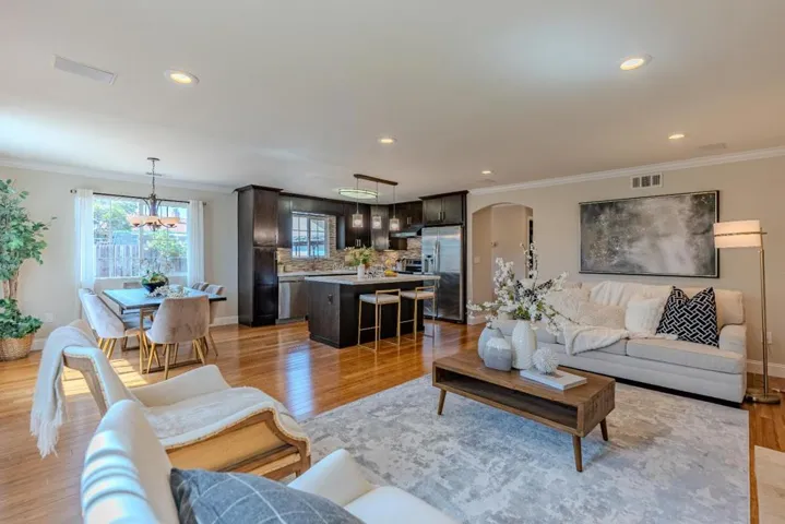 1185 Hazelwood Avenue, Campbell, California 95008