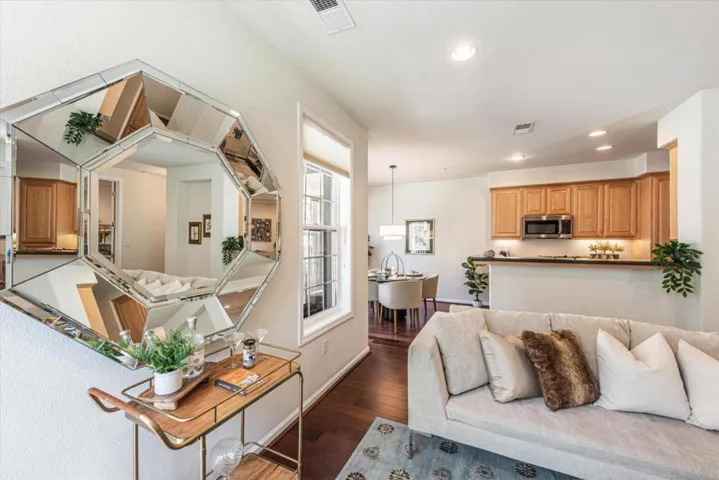 3652 Whitworth Drive, Dublin, California 94568