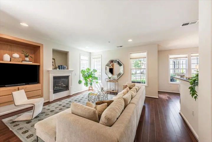 3652 Whitworth Drive, Dublin, California 94568