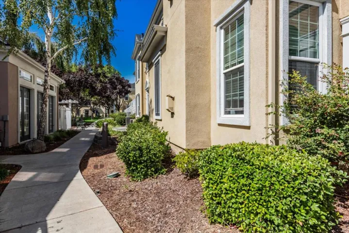 3652 Whitworth Drive, Dublin, California 94568
