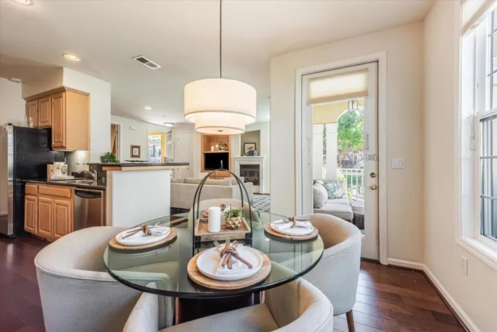 3652 Whitworth Drive, Dublin, California 94568