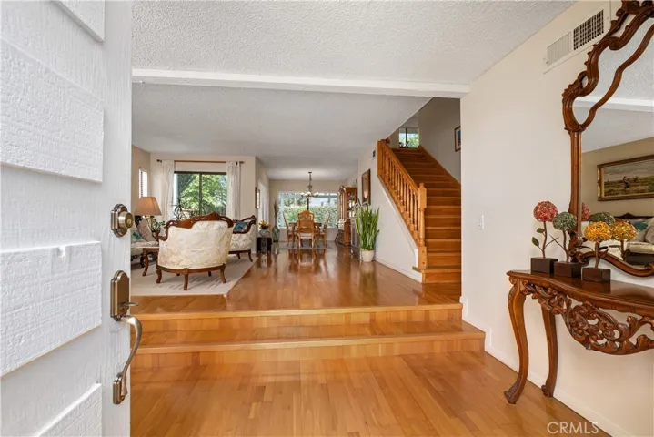22225 Lantern Lane, Lake Forest, California 92630