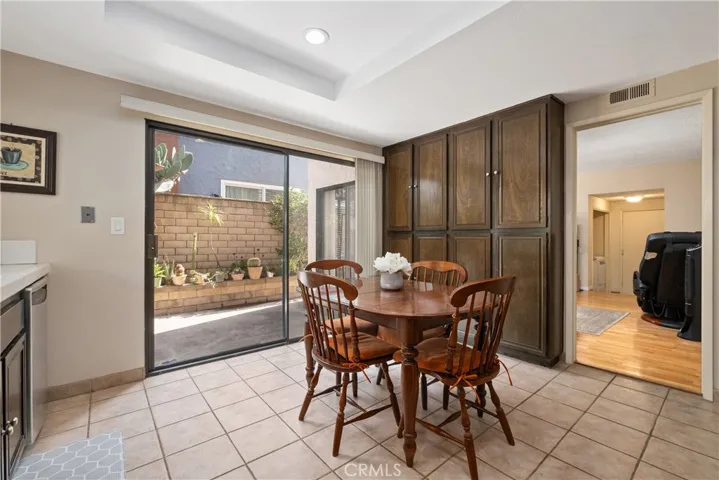 22225 Lantern Lane, Lake Forest, California 92630