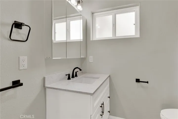 5751 Mckinley Ave, South Gate, California 90280