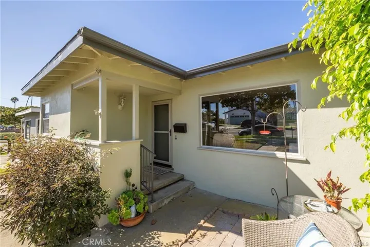 503 N Paulina Avenue, Redondo Beach, California 90277