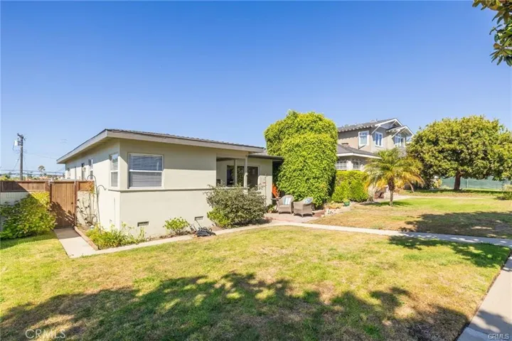 503 N Paulina Avenue, Redondo Beach, California 90277