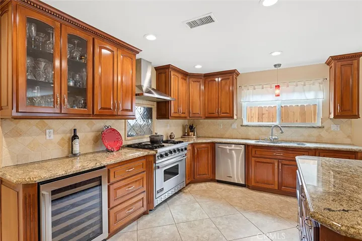 Viking Range/Oven + Wine Refrigerator