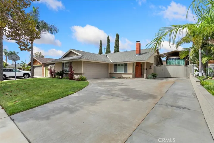 5381 Redwood St, Yorba Linda, California 92886