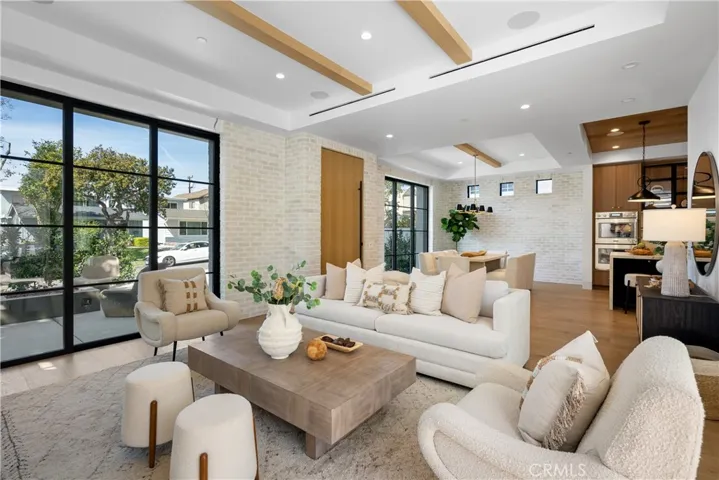 704 Orchid Avenue, Corona Del Mar, California 92625