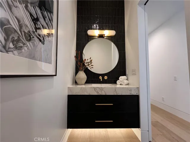 704 Orchid Avenue, Corona Del Mar, California 92625