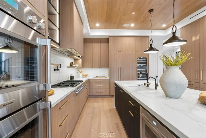 704 Orchid Avenue, Corona Del Mar, California 92625