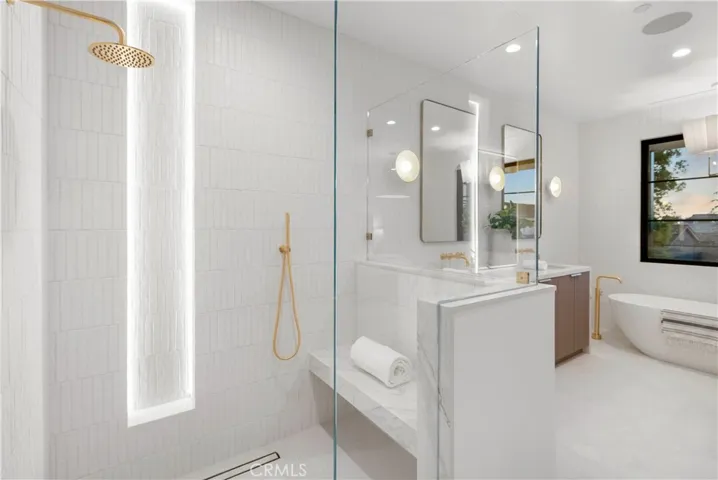 704 Orchid Avenue, Corona Del Mar, California 92625