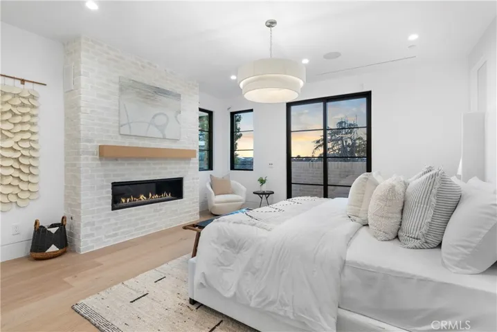 704 Orchid Avenue, Corona Del Mar, California 92625