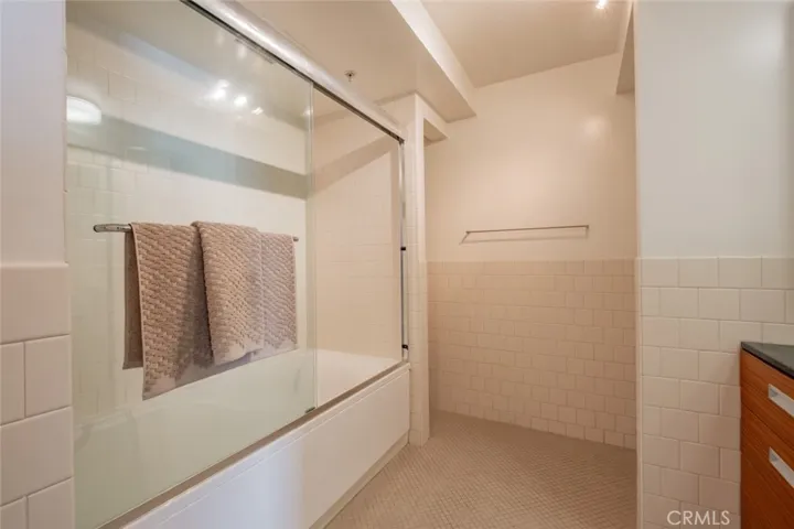 746 S Los Angeles Street 704, Los Angeles, California 90014