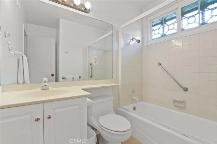 221 College Park Drive, Seal Beach, California 90740