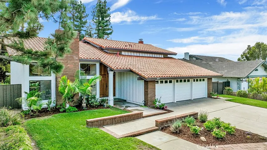 18072 Rosanne Circle, Villa Park, California 92861